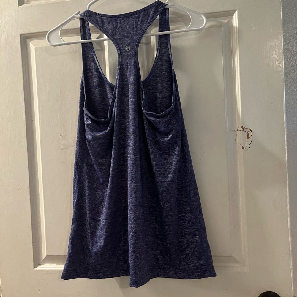 Lululemon top - Picture 2 of 2
